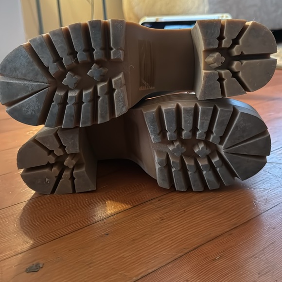 Madden Girl Gotcha Platform Ankle Boots - Picture 2 of 6